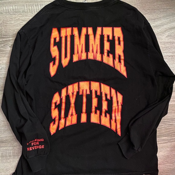 Worn lightly summer 16 merch - Picture 2 of 2